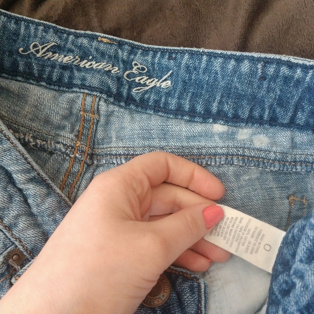 Shorts - Picture 2 of 3